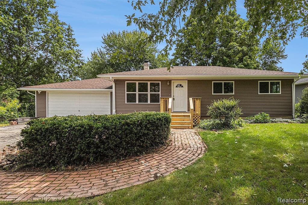 24778 Glenda Ave, Novi, MI 48375 Zillow