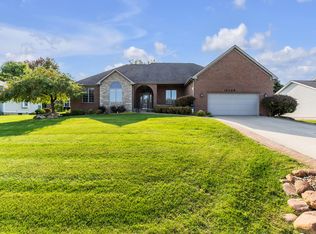 16208 Pine Lake Forest Dr, Linden, MI