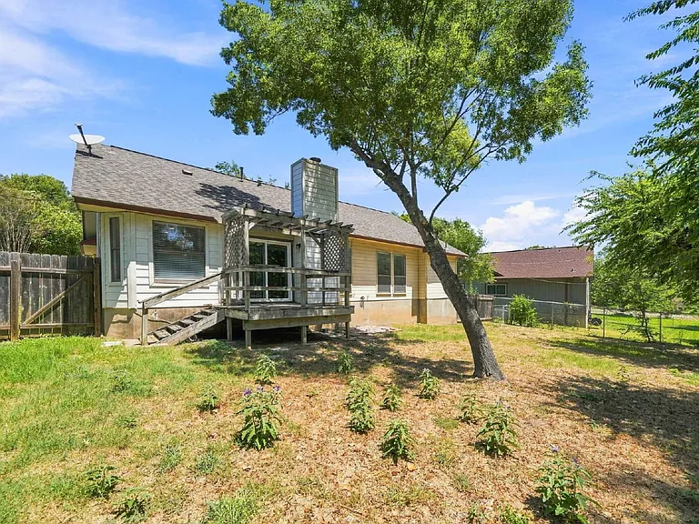 2207 Lancaster Gate Cv — Photo 41