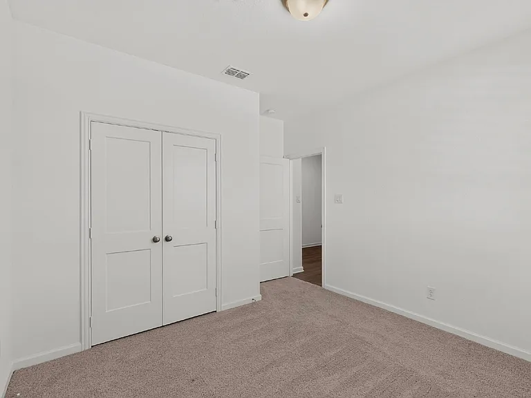 114 Drovers Dr — Photo 23