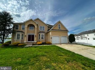 1900 Steeplechase Dr, Williamstown, NJ 08094
