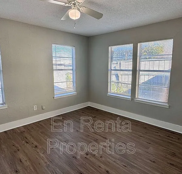 716 W Broadus Ave — Photo 6