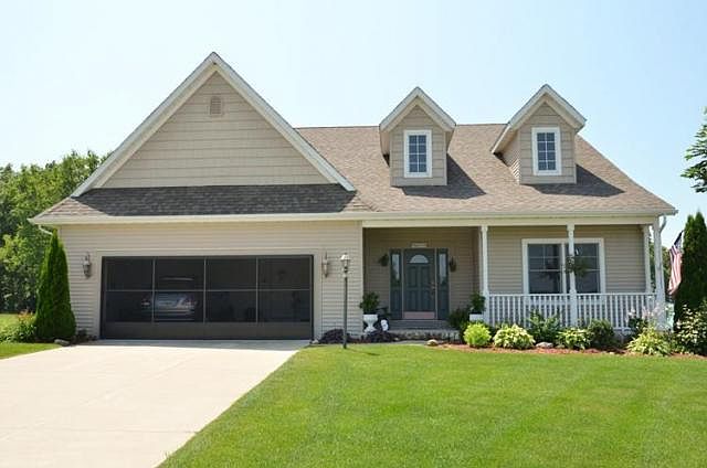 1st image of 21103 Diamond Harbor Ct