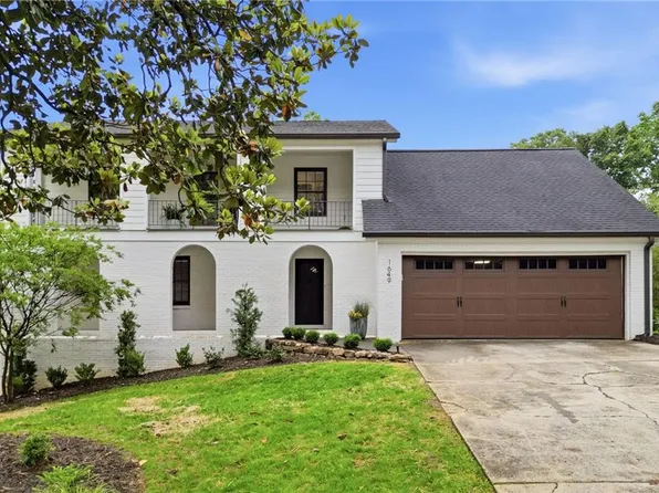 1649 Womack Rd, Dunwoody, GA 30338