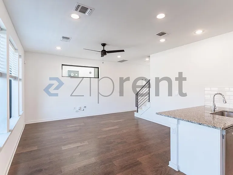 6409 Berkman Dr #7 — Photo 4