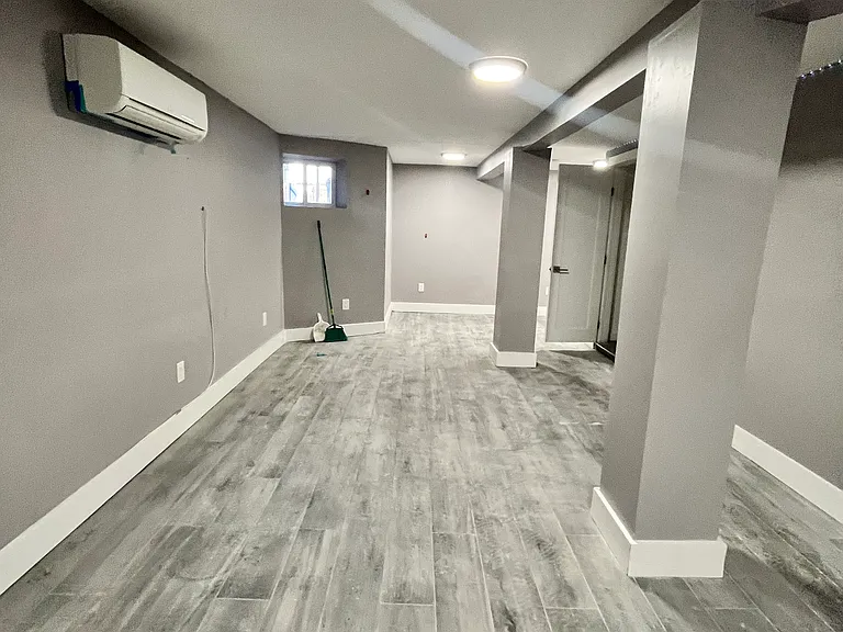 270 Hancock Ave #1 — Photo 14