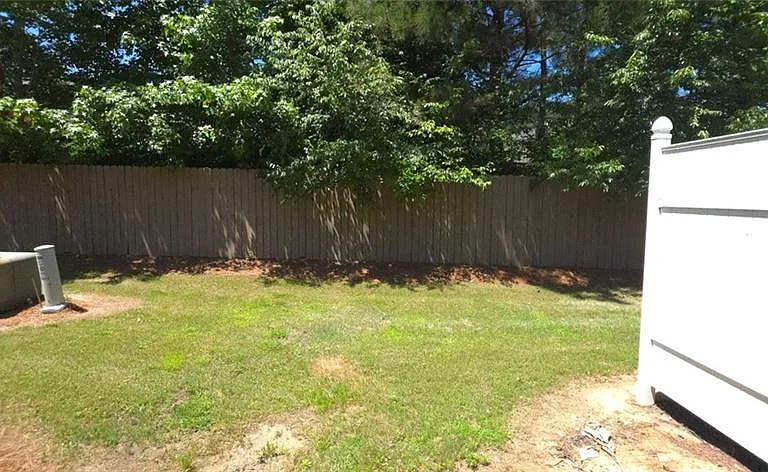 252 Tara Commons Dr — Photo 18