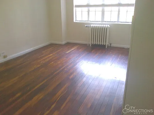 Rented by City Connections Realty | media 14