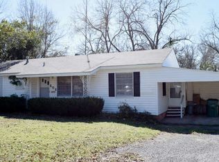 505 W South St, Overton, TX 75684
