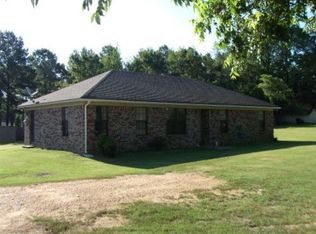 1145 Lyles Rd, Senatobia, MS 38668