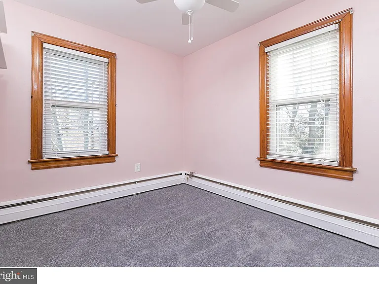 428 Lakeview Ave — Photo 14