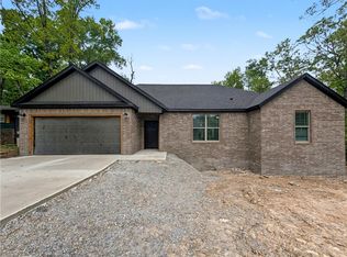 19 Mildenhall Dr, Bella Vista, AR 72714