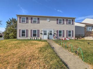 2441 Wakefield Dr, Decatur, IL 62521