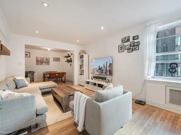 3940 52nd Street #3E, Woodside, NY 11377