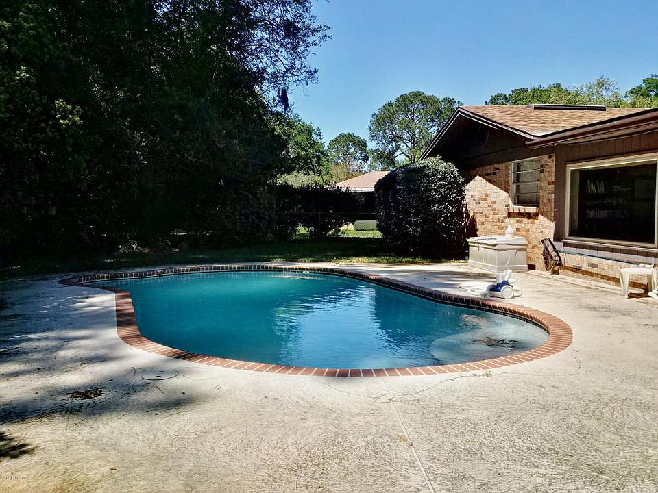 2nd image of 9546 Pickwick Dr