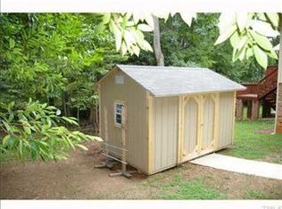 3400 Wembley Ct, Raleigh, NC 27607