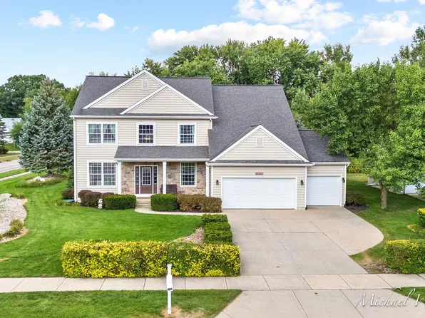 5270 McCormick Dr SW, Wyoming, MI 49418