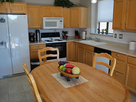 4th image of 17609 W Babbitt Dr