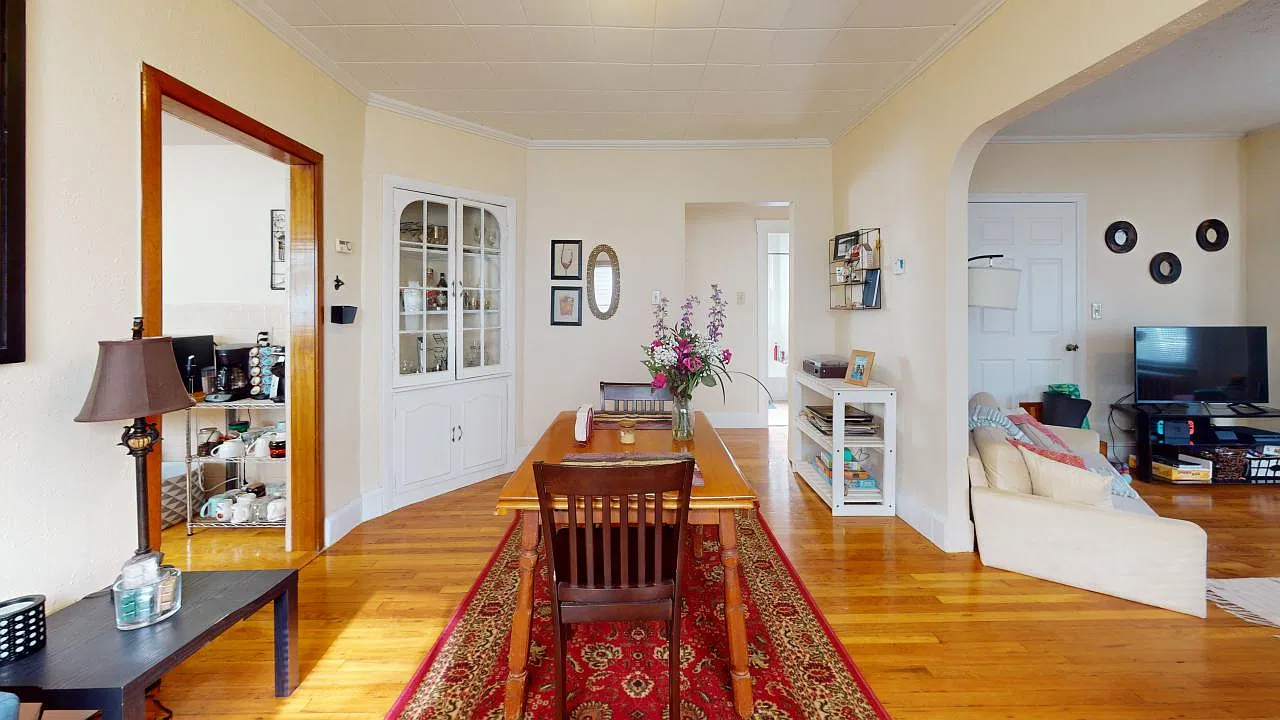 2 bed, 1200 sqft, $2,600 — Photo 1