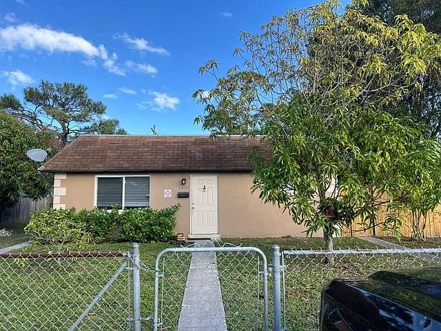1st image of 1200 NW 3 Avenue