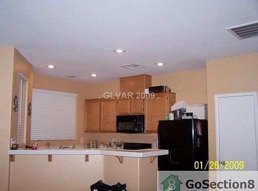 2nd image of 3912 Lazy Pine St