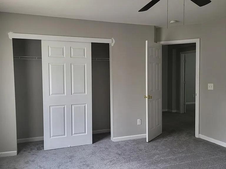 1113 Sparkling Cove Dr — Photo 47