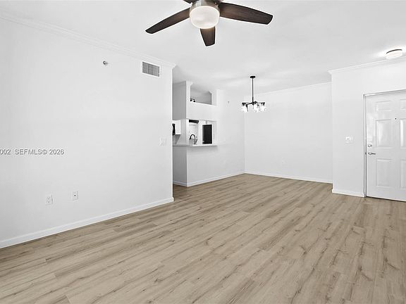 2nd image of 17145 N Bay Rd APT 4303