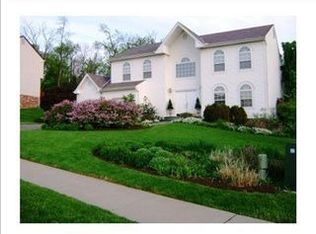 7 Westchester Ct, Mc Kees Rocks, PA 15136