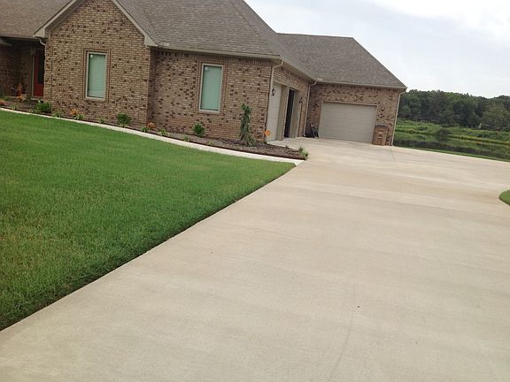 large driveway 3 car garage