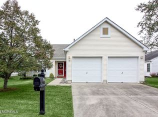 31 N Avon Dr, Jackson, NJ