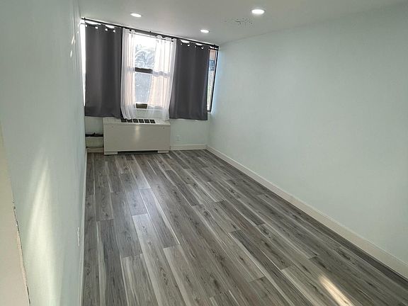 3rd image of 270 Marin Blvd APT 17P