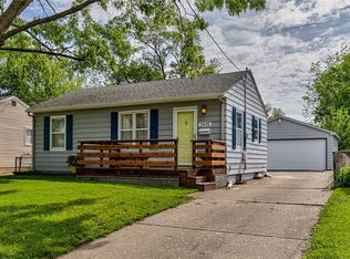 2615 57th St, Des Moines, IA 50310