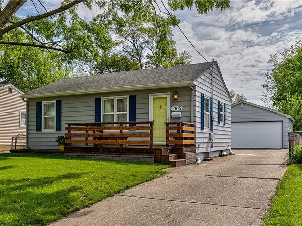2615 57th St, Des Moines, IA 50310