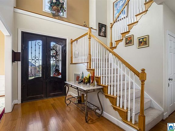 5th image of 8768 Highlands Dr