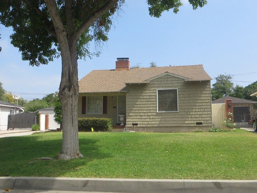 1st image of 13827 Walnut St