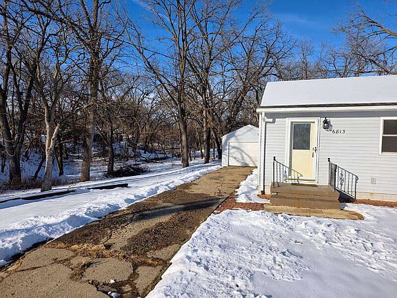 2nd image of 6813 Urbandale Ave