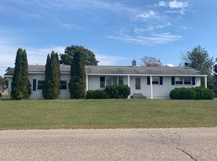 1034 West St, Gaylord, MI 49735