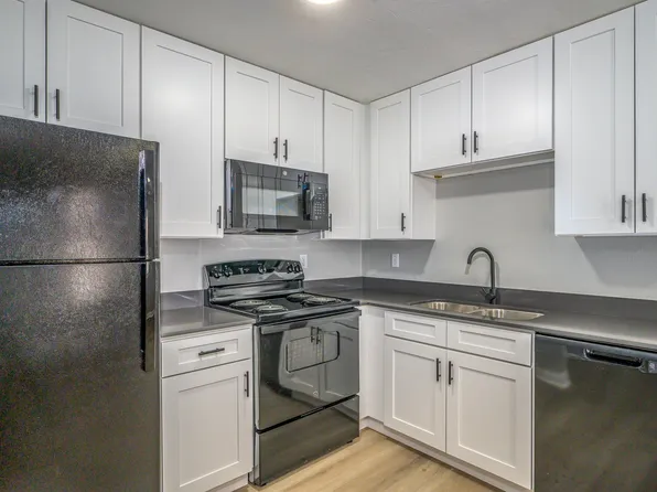 1533 South Bronough Street