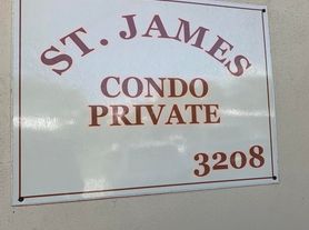 3208 SE 11th St, Pompano Beach, FL