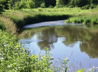 2654 Maple Ridge Rd, Platteville, WI 53818