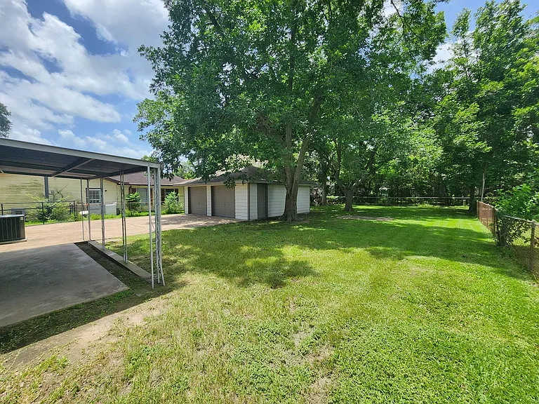 610 Tovrea Rd — Photo 12