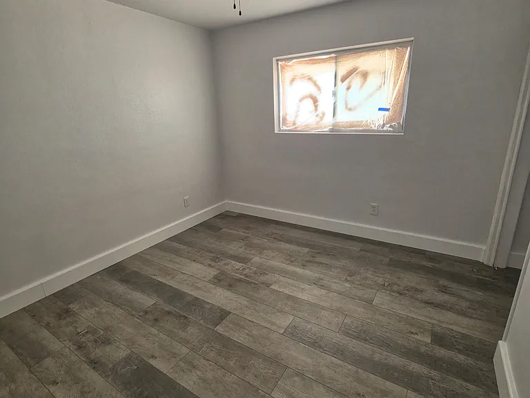11586 Calcite Ave — Photo 10