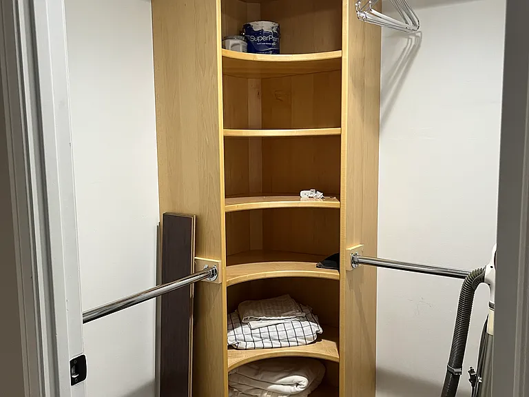 425 W Beech St #206 — Photo 14