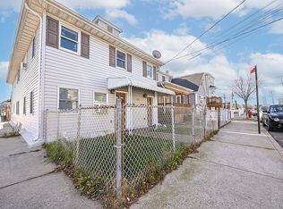 126 Noel Rd FLOOR 1, Far Rockaway, NY 11693