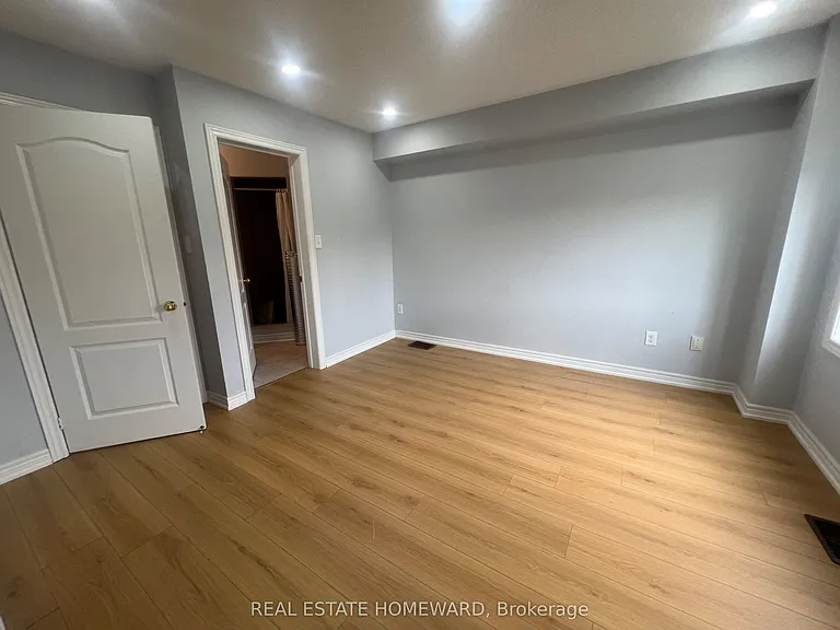 378 Cornell Rouge Blvd — Photo 19