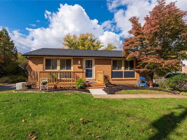 185 New Hampshire Dr, New Kensington, PA 15068