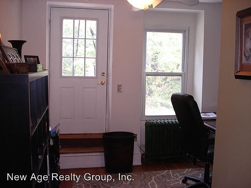 4th image of 4227 Osage Ave