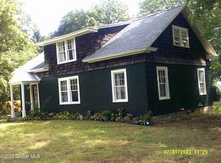 10 Birch Ln, Queensbury, NY 12804