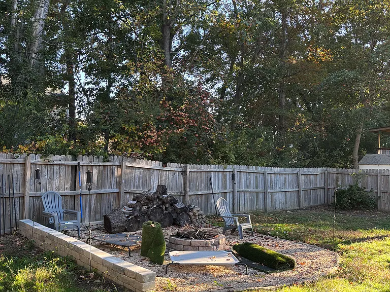 4 W Glohaven Pl — Photo 35