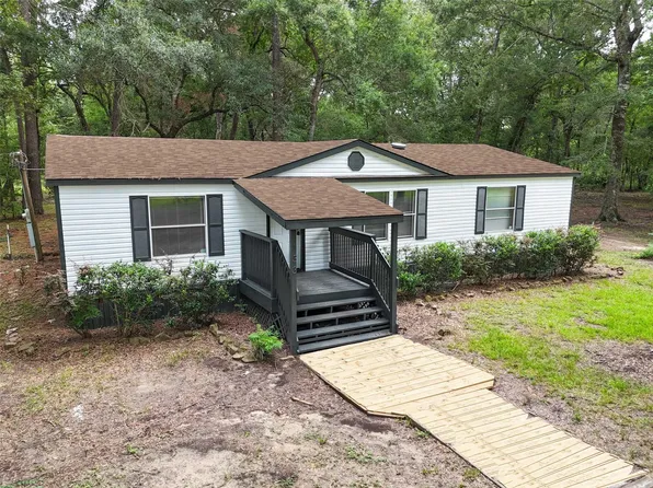 133 County Road 4111, Dayton, TX 77535